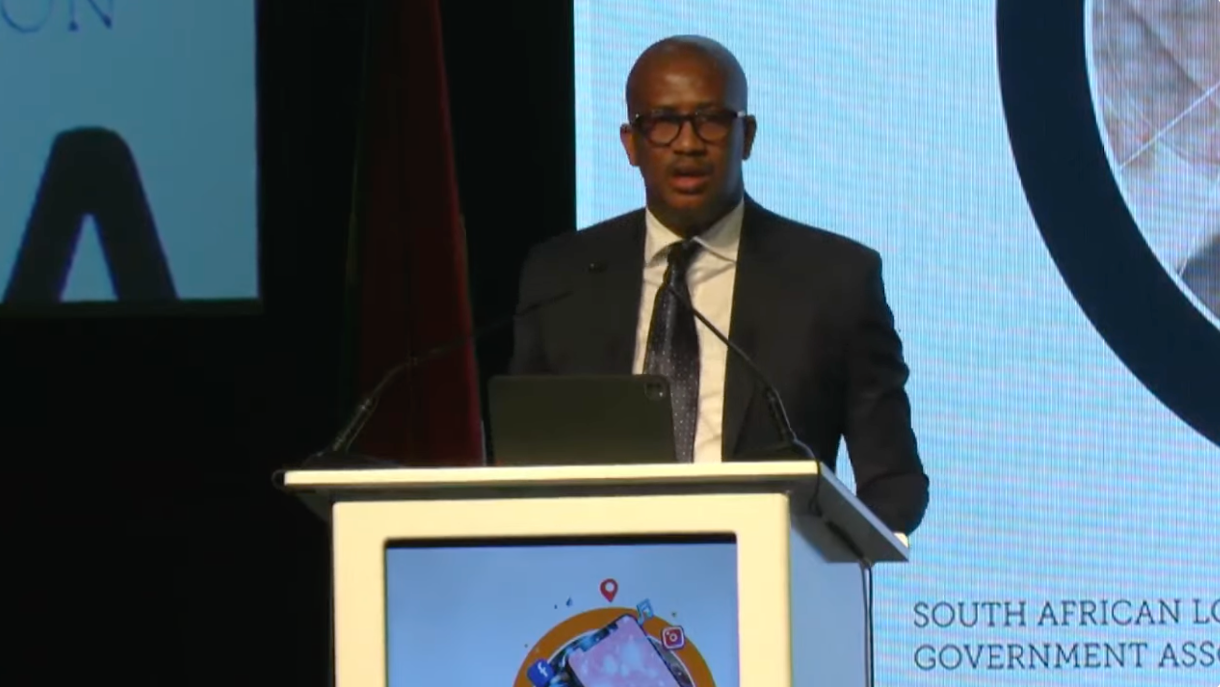 Deputy Minister Kenny Morolong delivers an address at the 9th SALGA National Communicators Forum