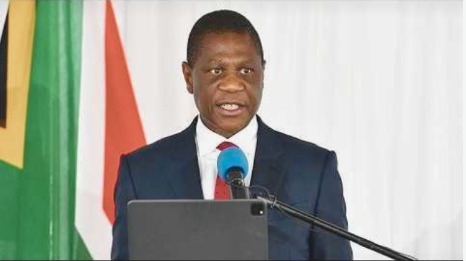 Deputy President Paul Mashatile officiate the launch of Strategic Hydrogen Localisation Investment
