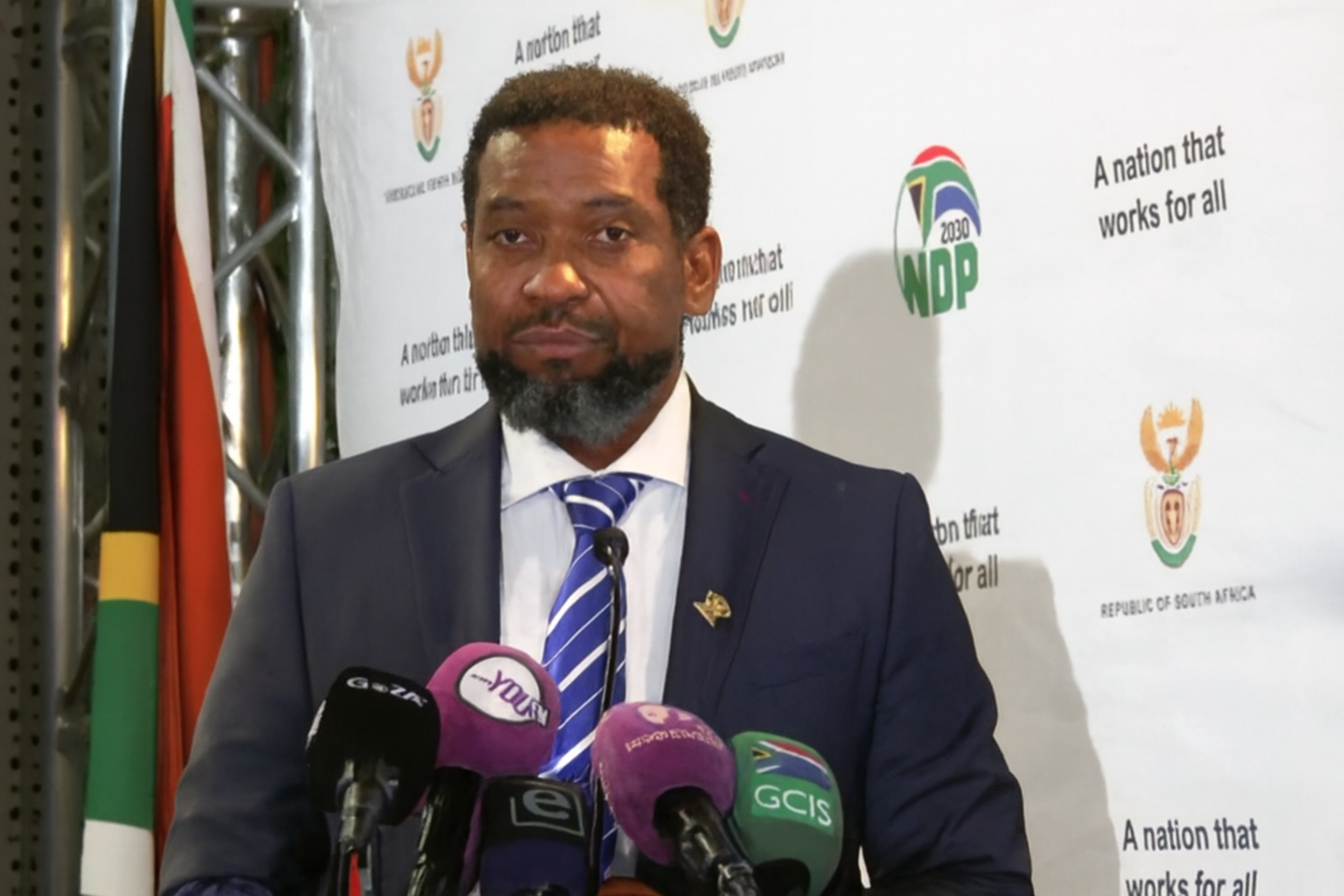 Minister Manamela briefs the media on strategic plans for the PSET sector and 2026 Academic year.