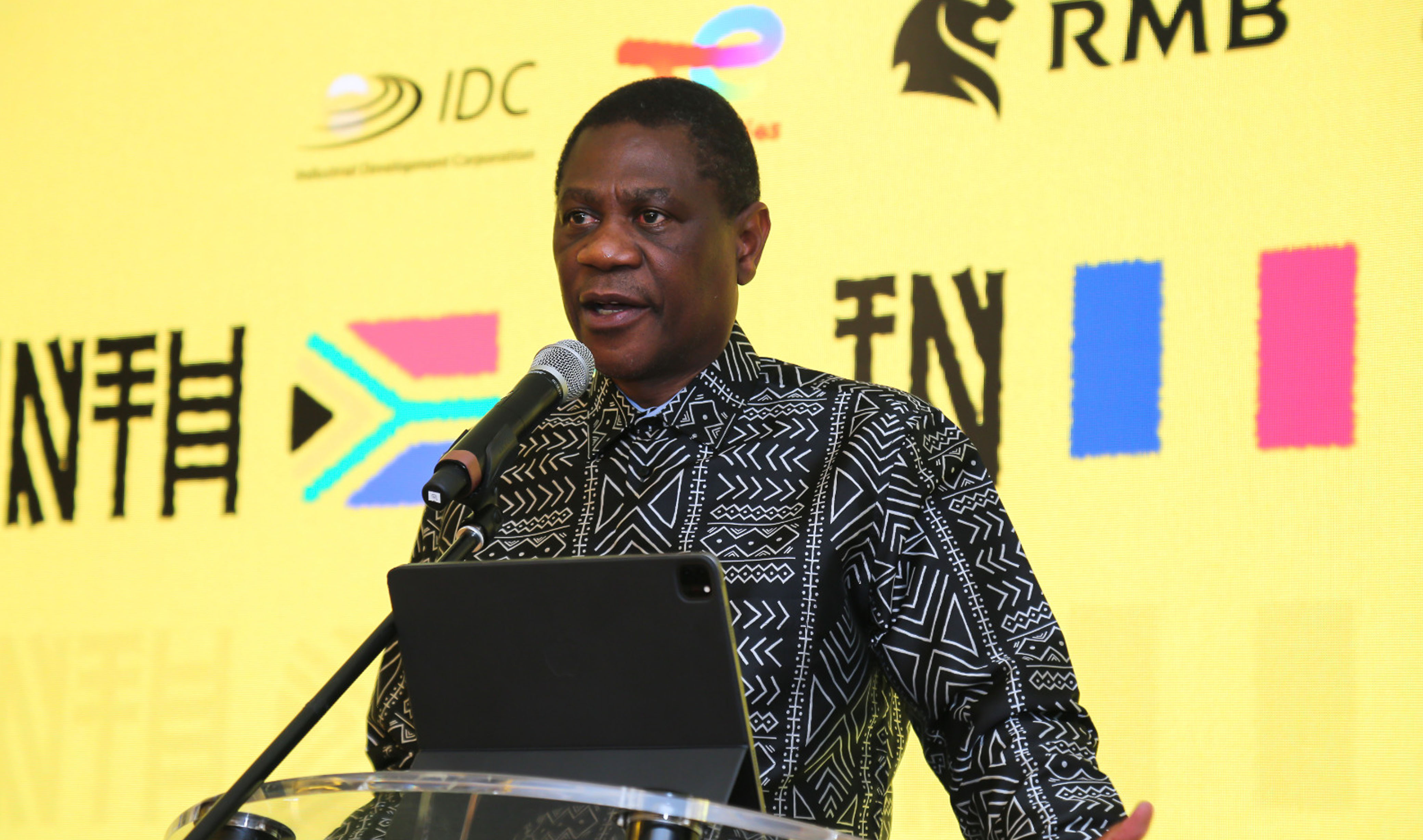Deputy President delivers keynote address at the SA-FRANCE Investment Conference Gala Dinner