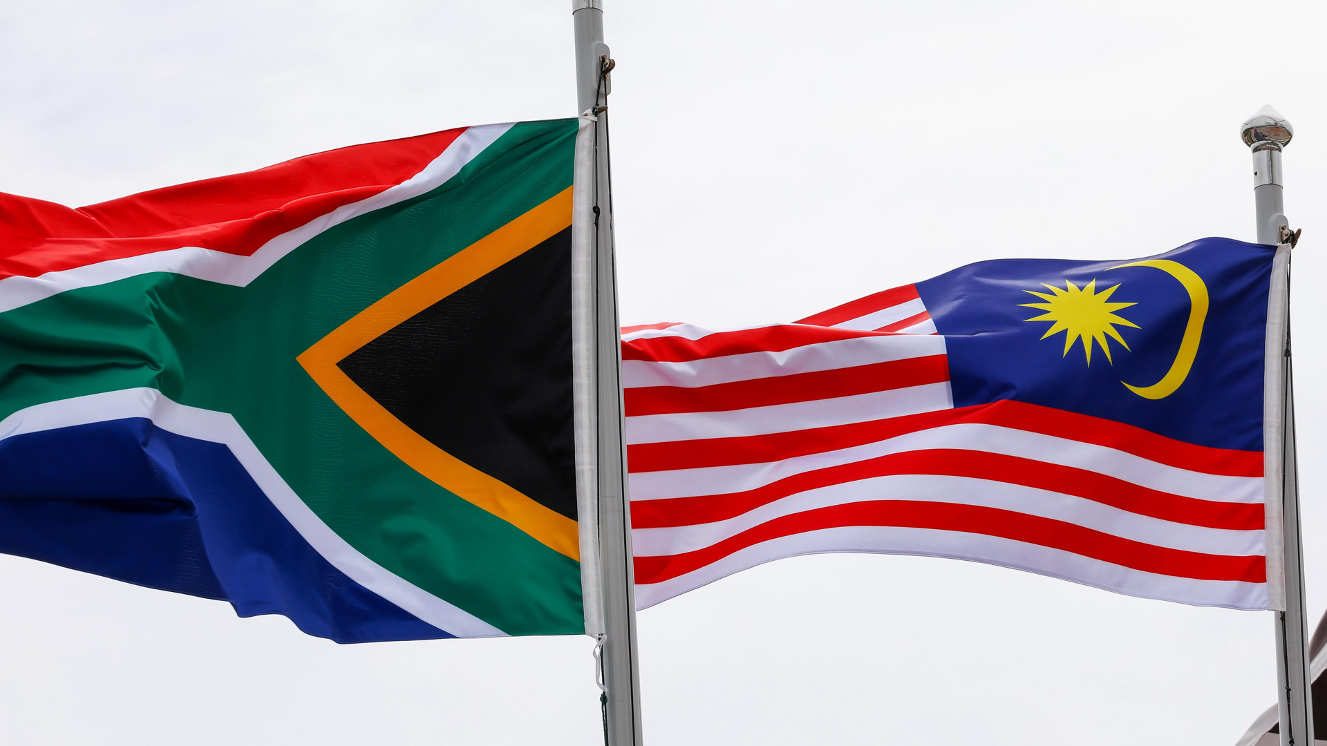 H.E President Cyril Ramaphosa holds a Joint Press Conference with the Prime Minister of Malaysia